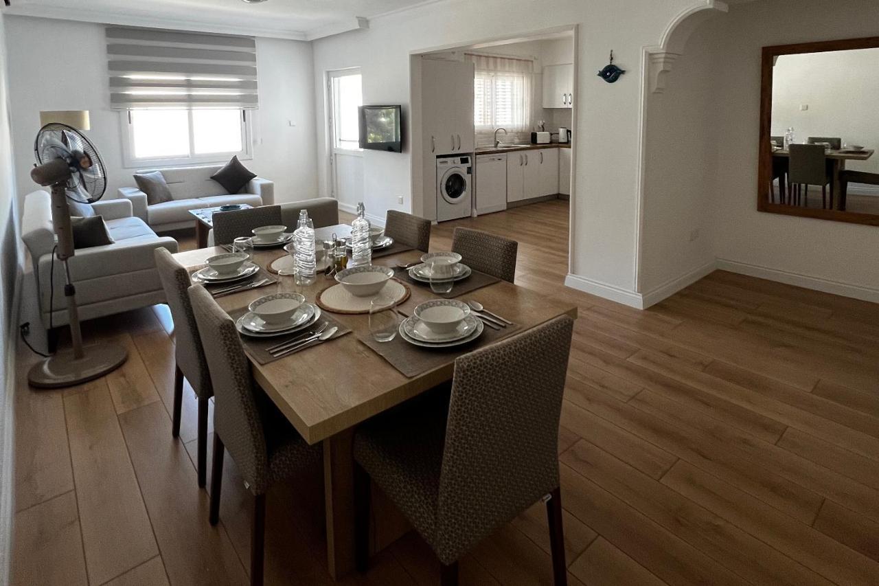 Stylish 3 Bedroom Apartment In Kyrenia  Ngoại thất bức ảnh