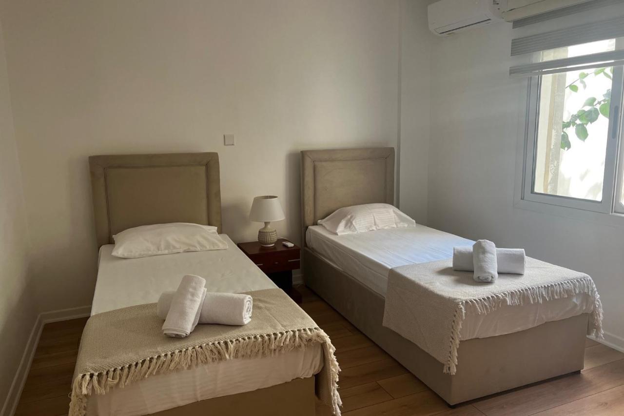 Stylish 3 Bedroom Apartment In Kyrenia  Ngoại thất bức ảnh