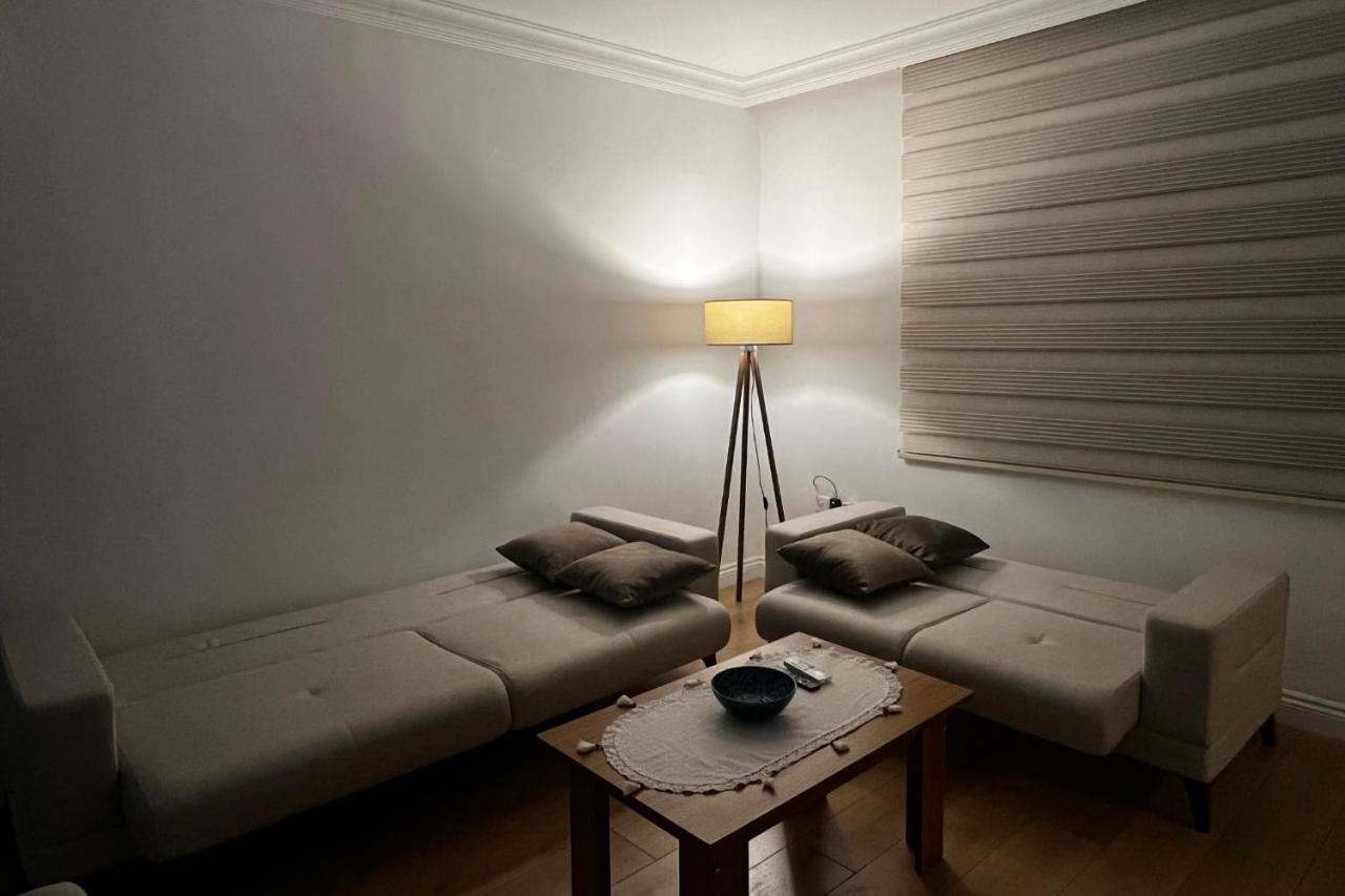 Stylish 3 Bedroom Apartment In Kyrenia  Ngoại thất bức ảnh