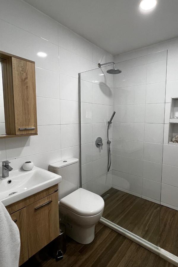 Stylish 3 Bedroom Apartment In Kyrenia  Ngoại thất bức ảnh