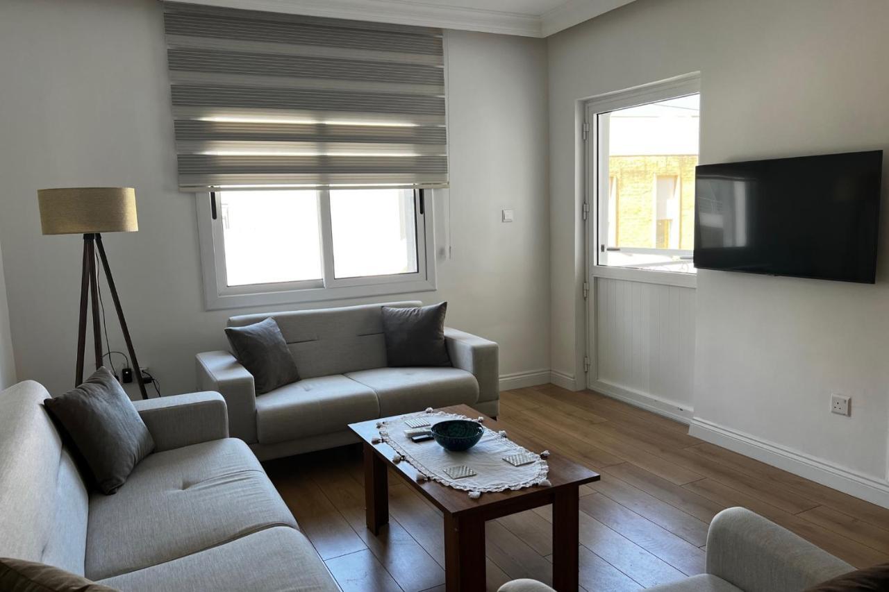 Stylish 3 Bedroom Apartment In Kyrenia  Ngoại thất bức ảnh